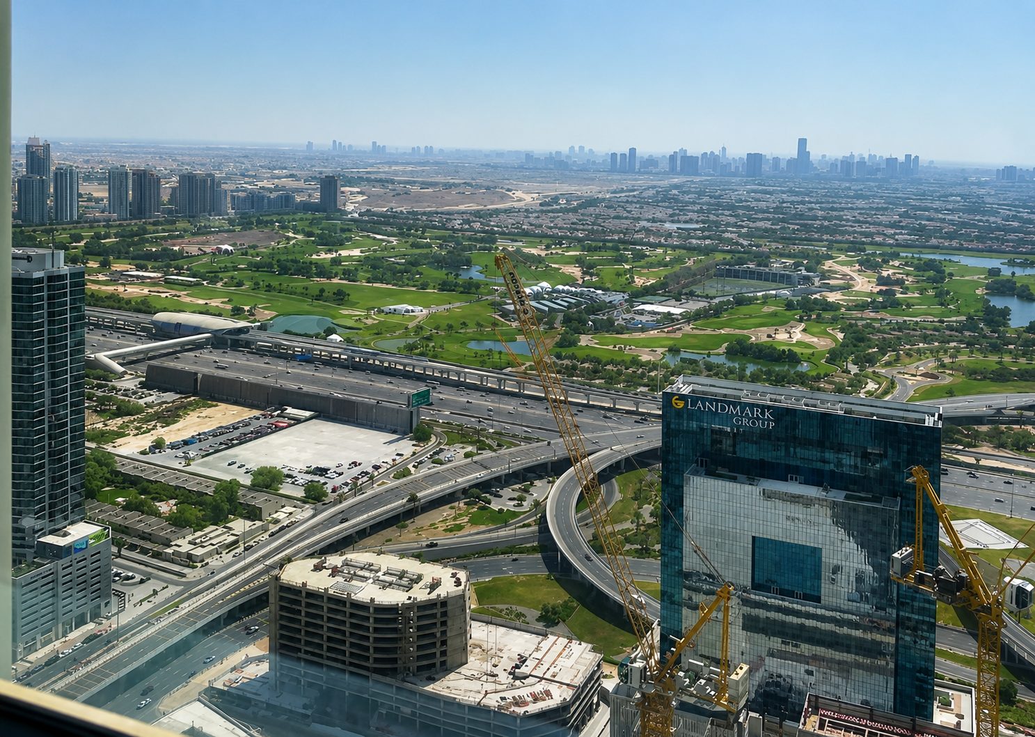Sky Duplex Penthouse, Floors 99–100